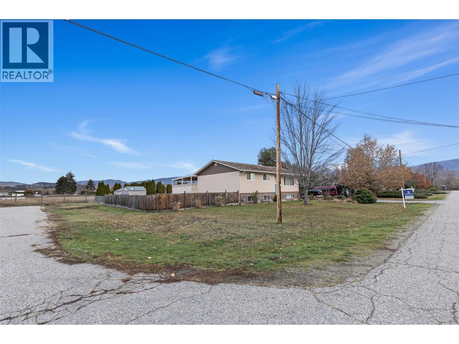 3219 St. Amand Road. Kelowna, British Columbia