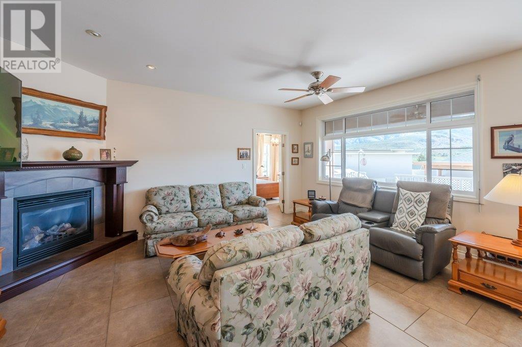 6905 Mountainview Drive. Oliver, British Columbia