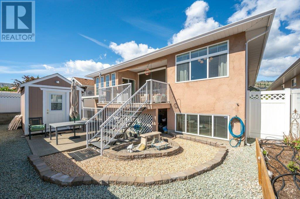 6905 Mountainview Drive. Oliver, British Columbia