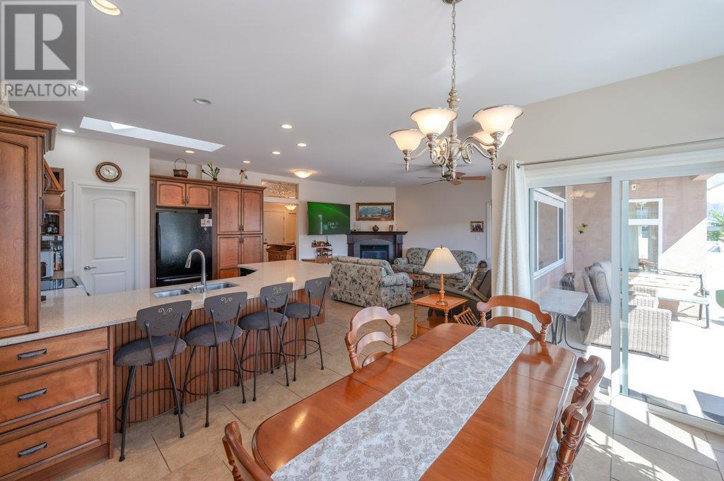 6905 Mountainview Drive. Oliver, British Columbia