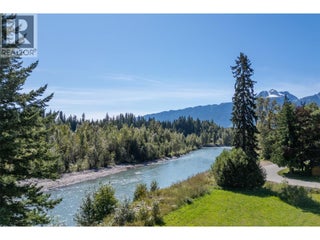 1204 Maplewood Street Unit# 19. Revelstoke, British Columbia