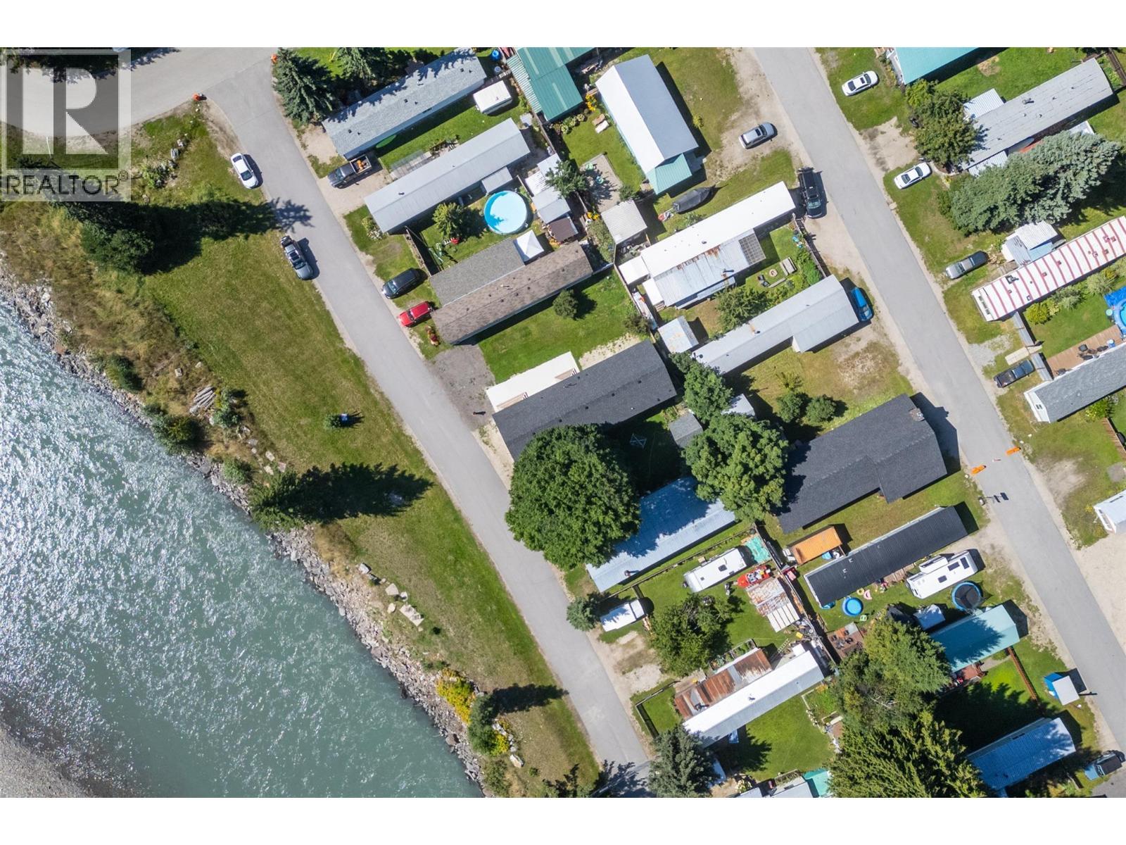 1204 Maplewood Street Unit# 19. Revelstoke, British Columbia