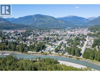 1204 Maplewood Street Unit# 19. Revelstoke, British Columbia