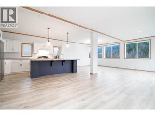 1204 Maplewood Street Unit# 19. Revelstoke, British Columbia