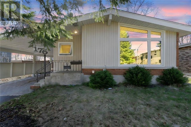 176 Strathmere Court, Sudbury