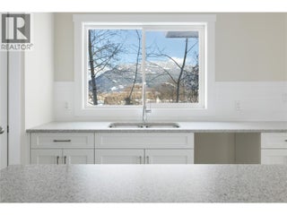 806 Cliff Avenue Unit# 102. Enderby, British Columbia