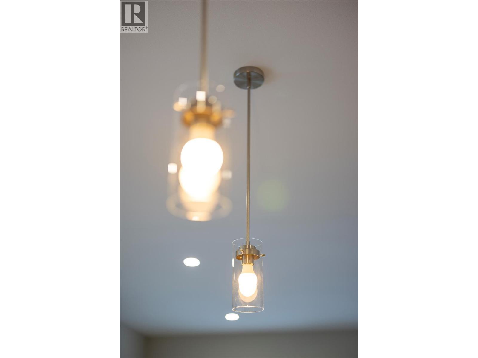 806 Cliff Avenue Unit# 102. Enderby, British Columbia