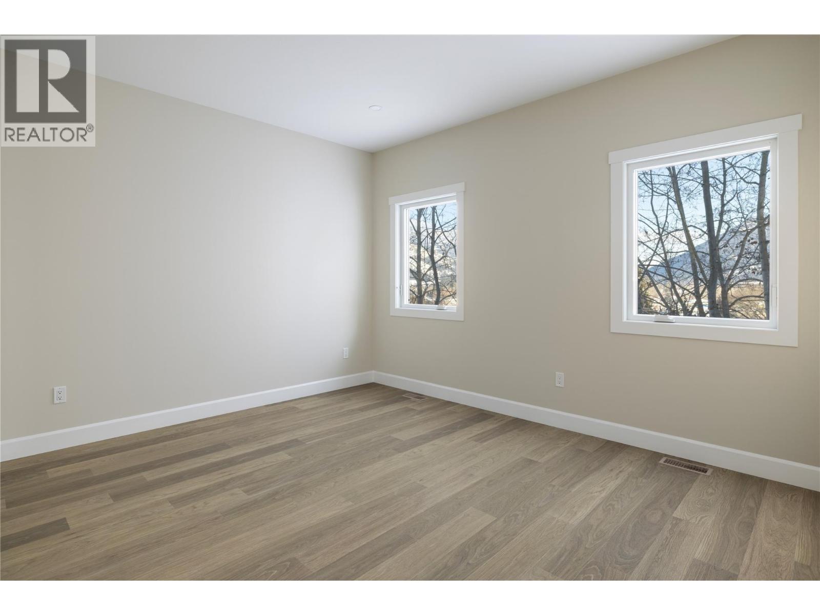 806 Cliff Avenue Unit# 102. Enderby, British Columbia