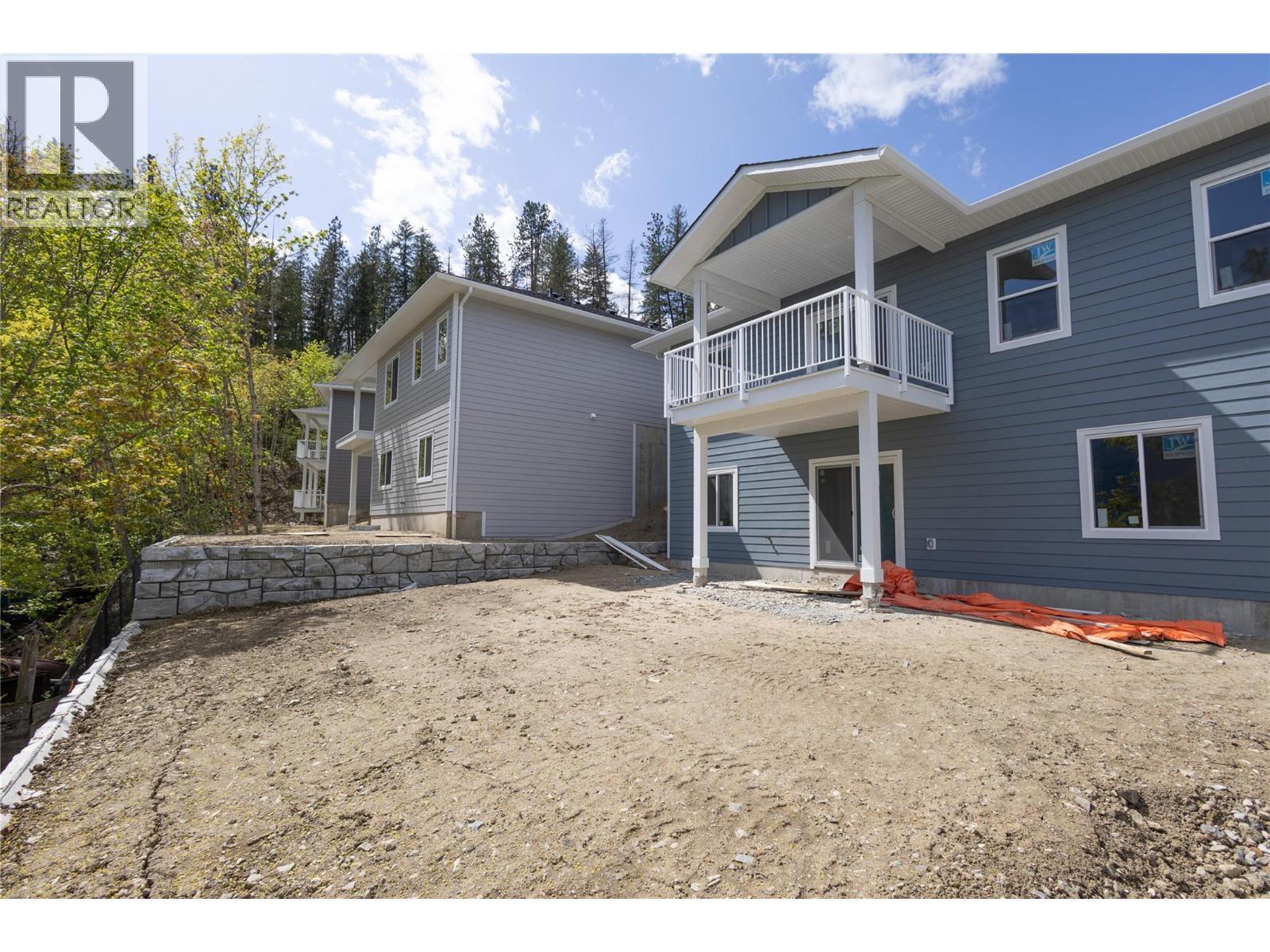 806 Cliff Avenue Unit# 102. Enderby, British Columbia