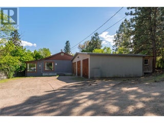10286 Newene Road. Lake Country, British Columbia