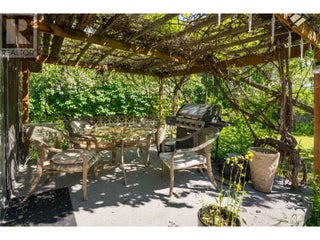 10286 Newene Road. Lake Country, British Columbia