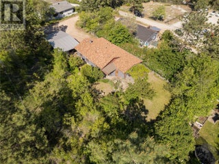 10286 Newene Road. Lake Country, British Columbia