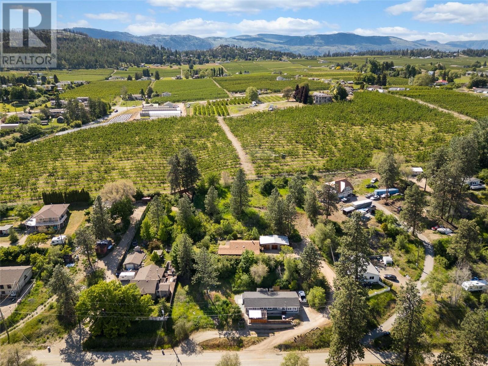 10286 Newene Road. Lake Country, British Columbia