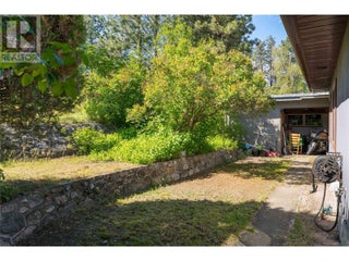10286 Newene Road. Lake Country, British Columbia