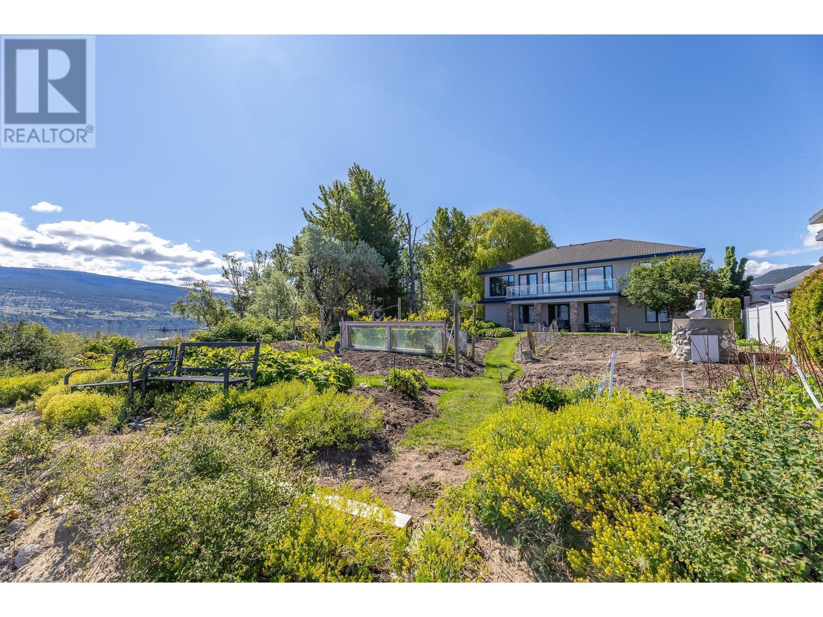 2350 Landry Crescent. Summerland, British Columbia
