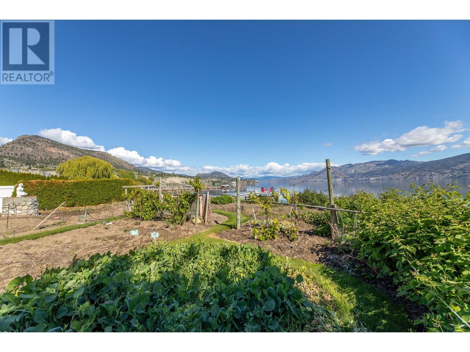 2350 Landry Crescent. Summerland, British Columbia