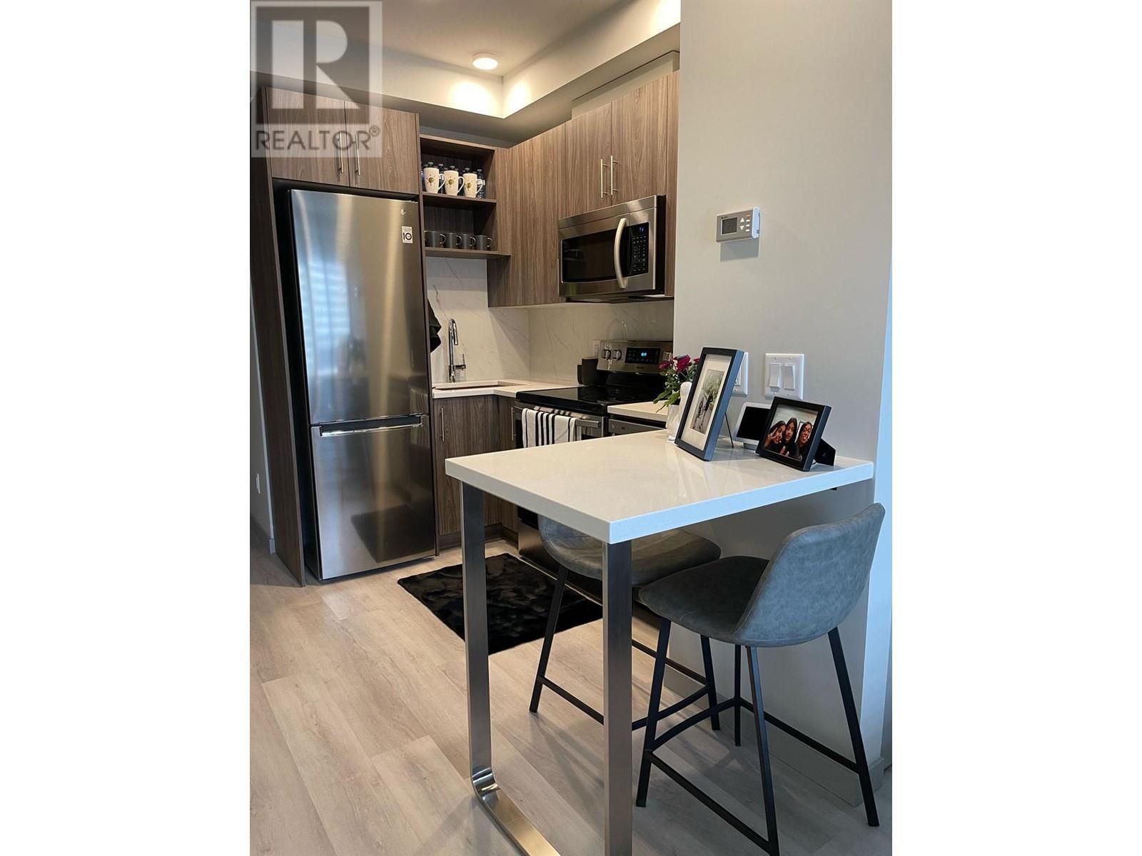 345 Dougall Road N Unit# 215. Kelowna, British Columbia