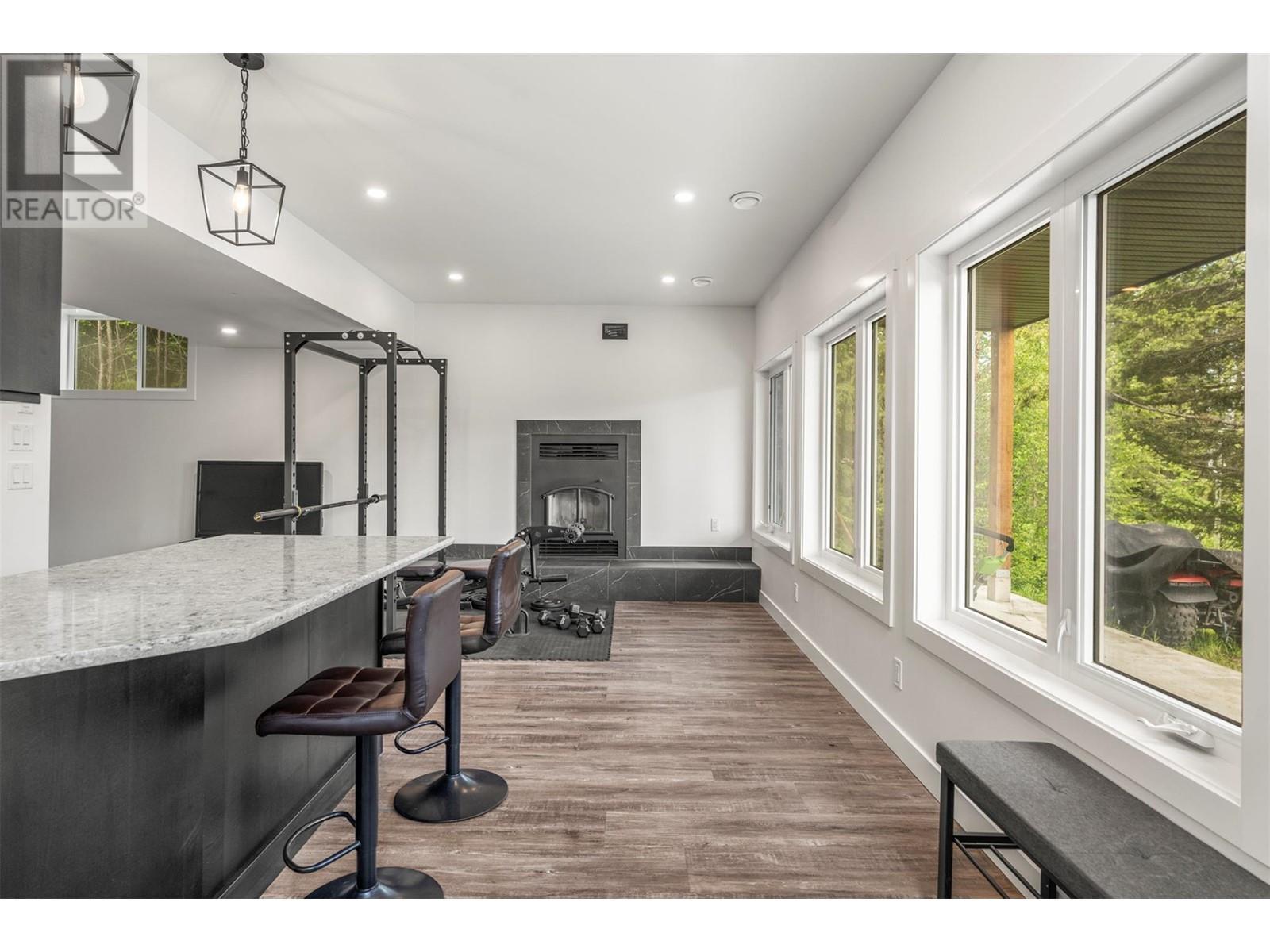 5064 Ridge Road. Eagle Bay, British Columbia