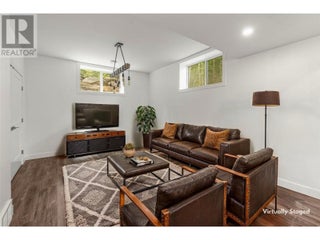 5064 Ridge Road. Eagle Bay, British Columbia