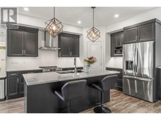 5064 Ridge Road. Eagle Bay, British Columbia