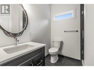 5064 Ridge Road. Eagle Bay, British Columbia