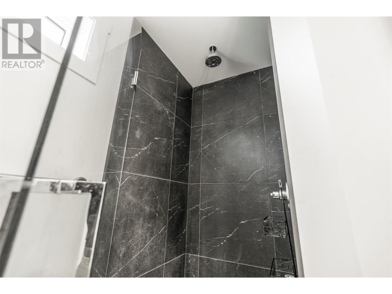 5064 Ridge Road. Eagle Bay, British Columbia