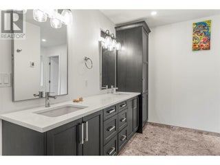 5064 Ridge Road. Eagle Bay, British Columbia