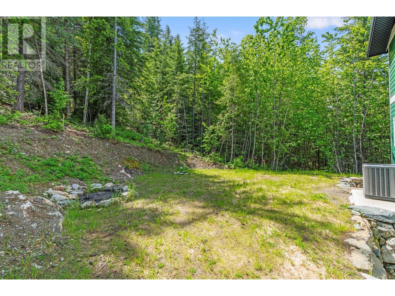 5064 Ridge Road. Eagle Bay, British Columbia