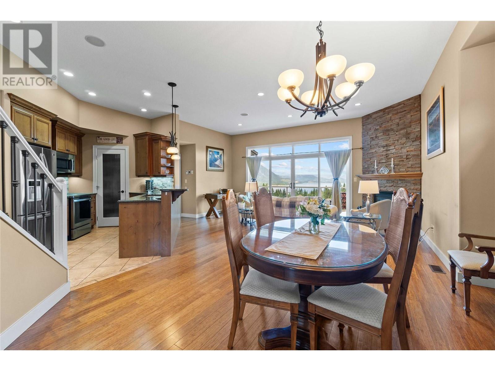 1431 Auto Road Se Unit# 4. Salmon Arm, British Columbia