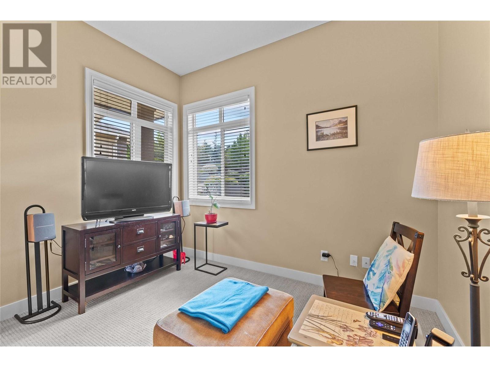 1431 Auto Road Se Unit# 4. Salmon Arm, British Columbia