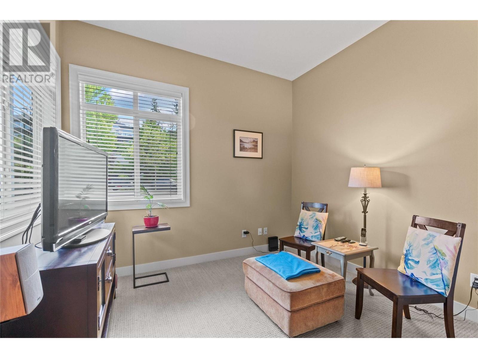 1431 Auto Road Se Unit# 4. Salmon Arm, British Columbia