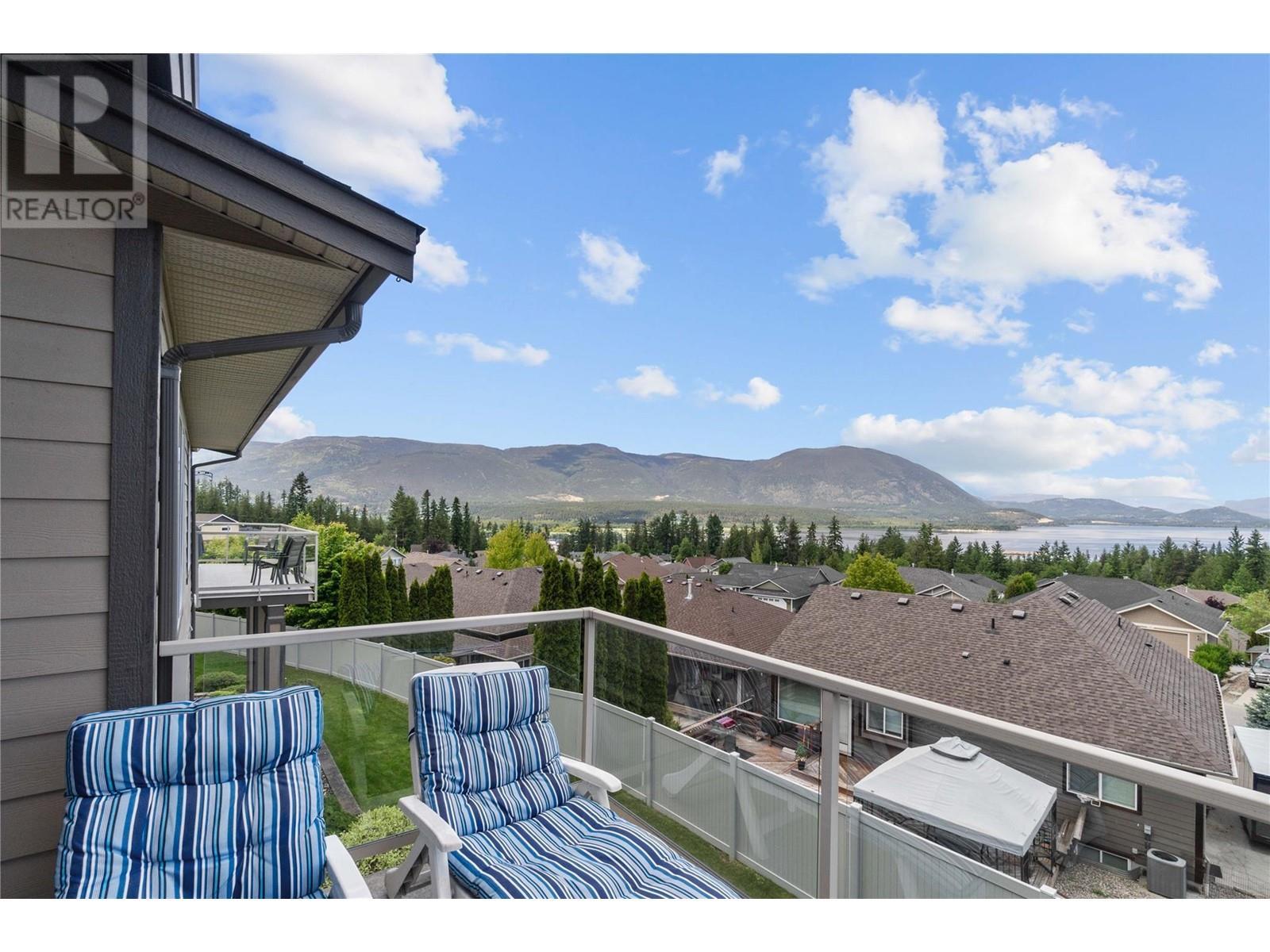 1431 Auto Road Se Unit# 4. Salmon Arm, British Columbia