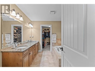 1431 Auto Road Se Unit# 4. Salmon Arm, British Columbia