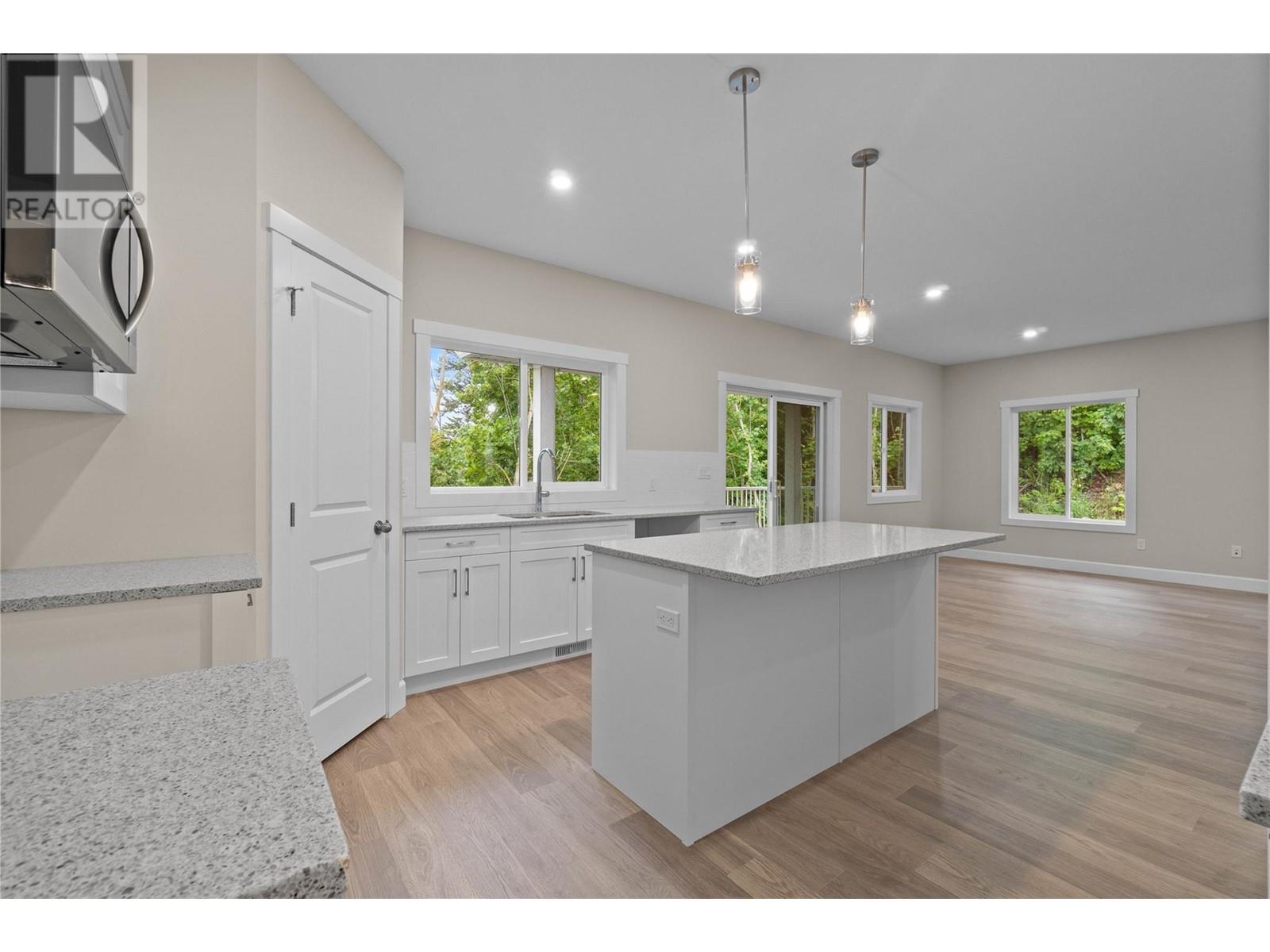 806 Cliff Avenue Unit# 104. Enderby, British Columbia