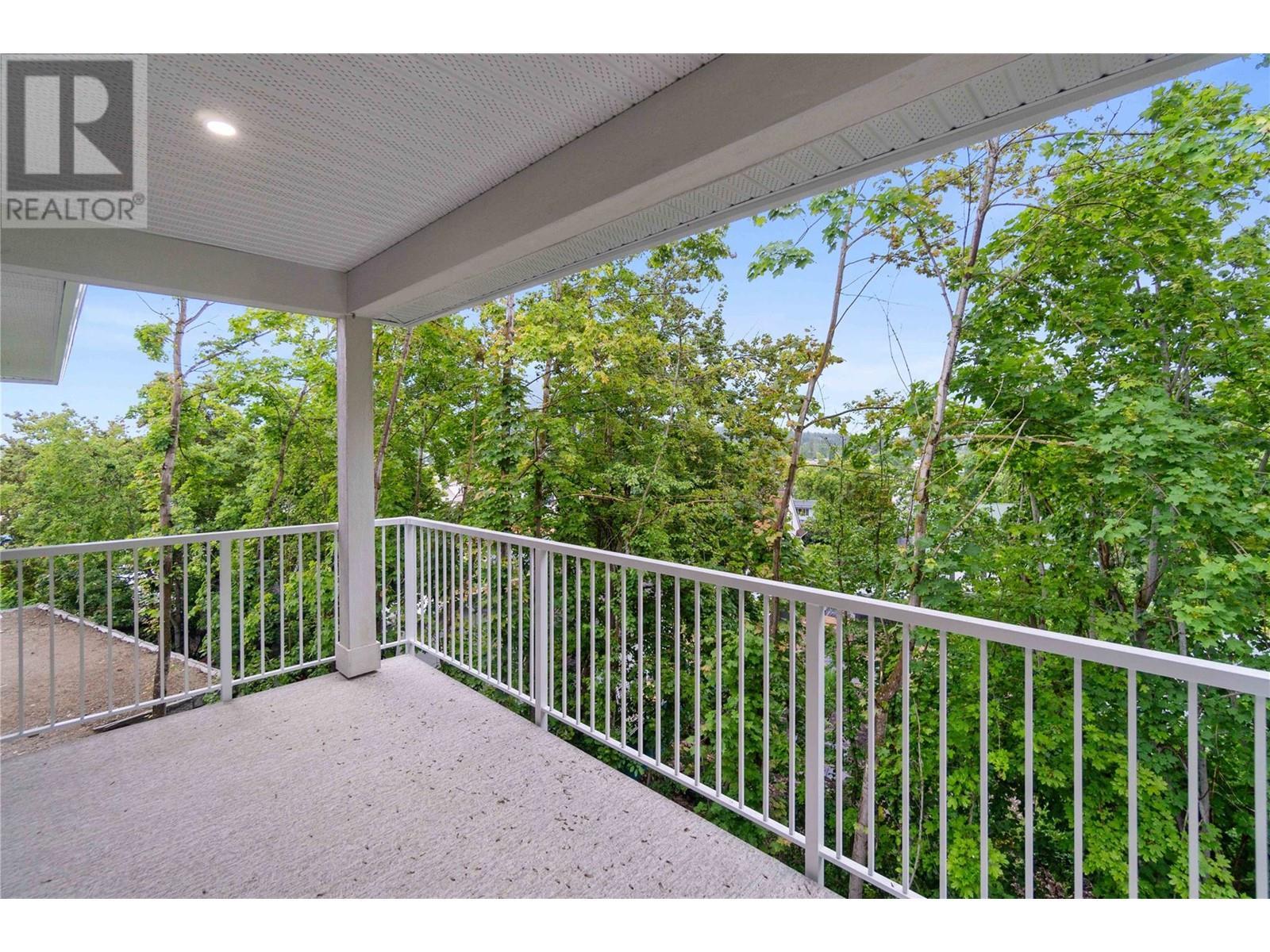 806 Cliff Avenue Unit# 104. Enderby, British Columbia