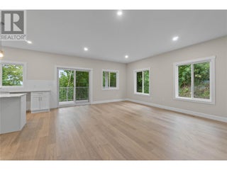 806 Cliff Avenue Unit# 104. Enderby, British Columbia