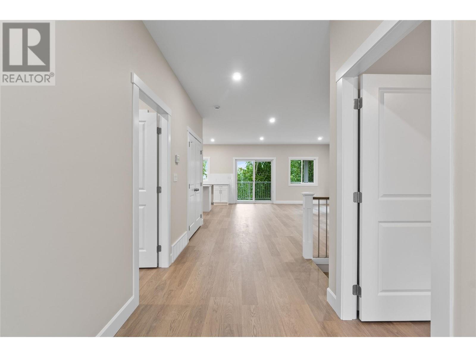 806 Cliff Avenue Unit# 104. Enderby, British Columbia