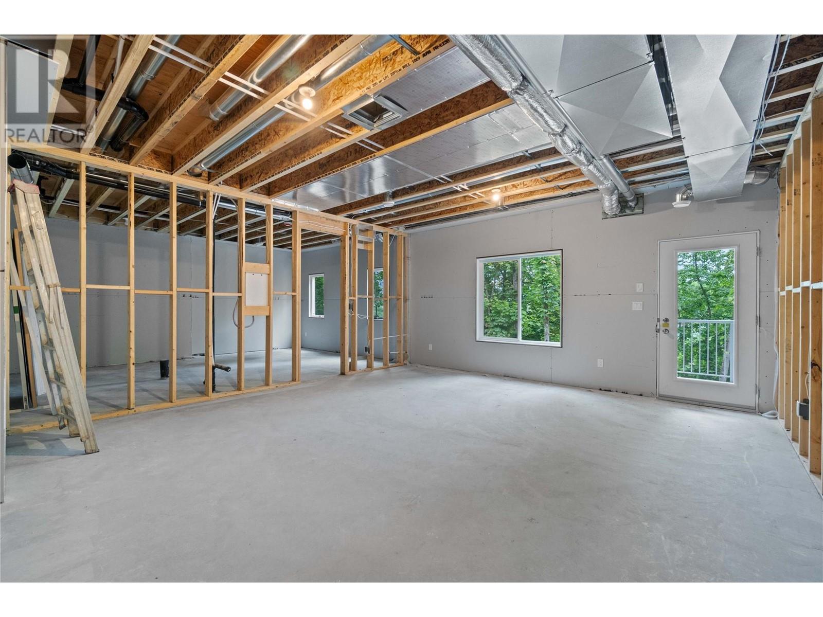 806 Cliff Avenue Unit# 104. Enderby, British Columbia