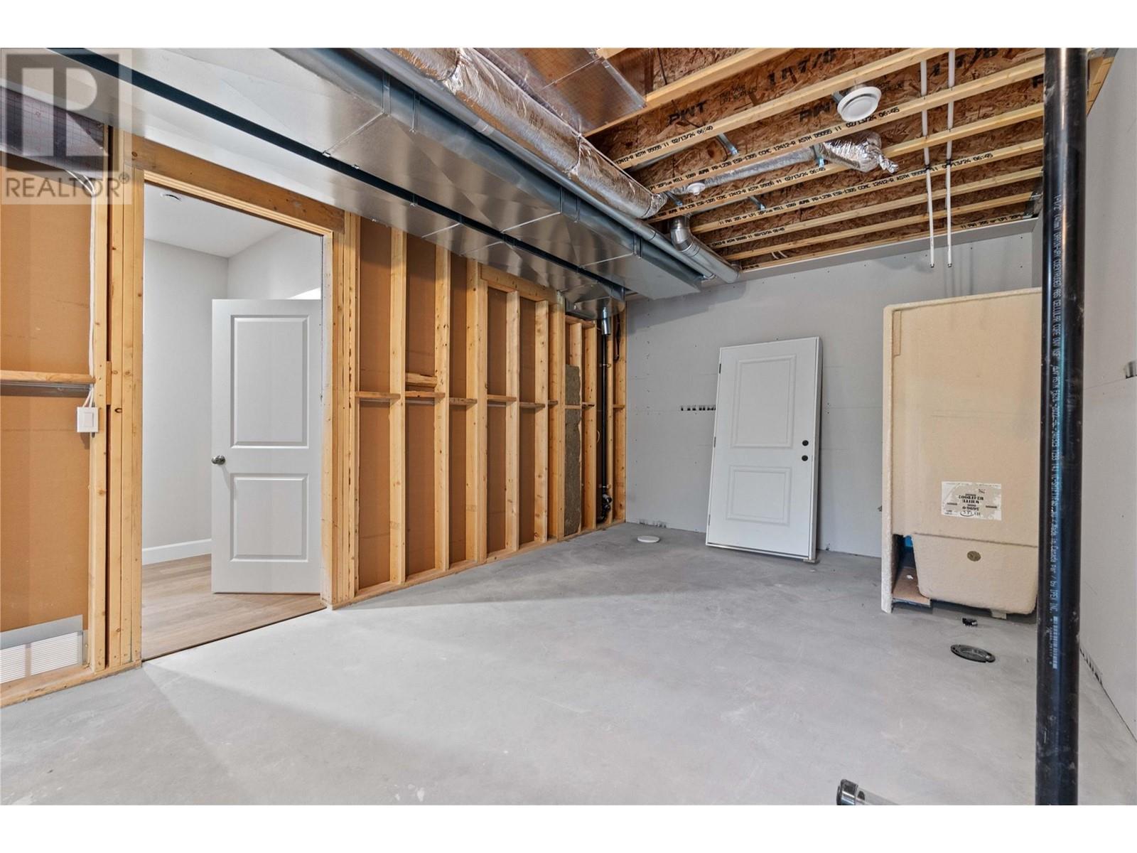 806 Cliff Avenue Unit# 104. Enderby, British Columbia