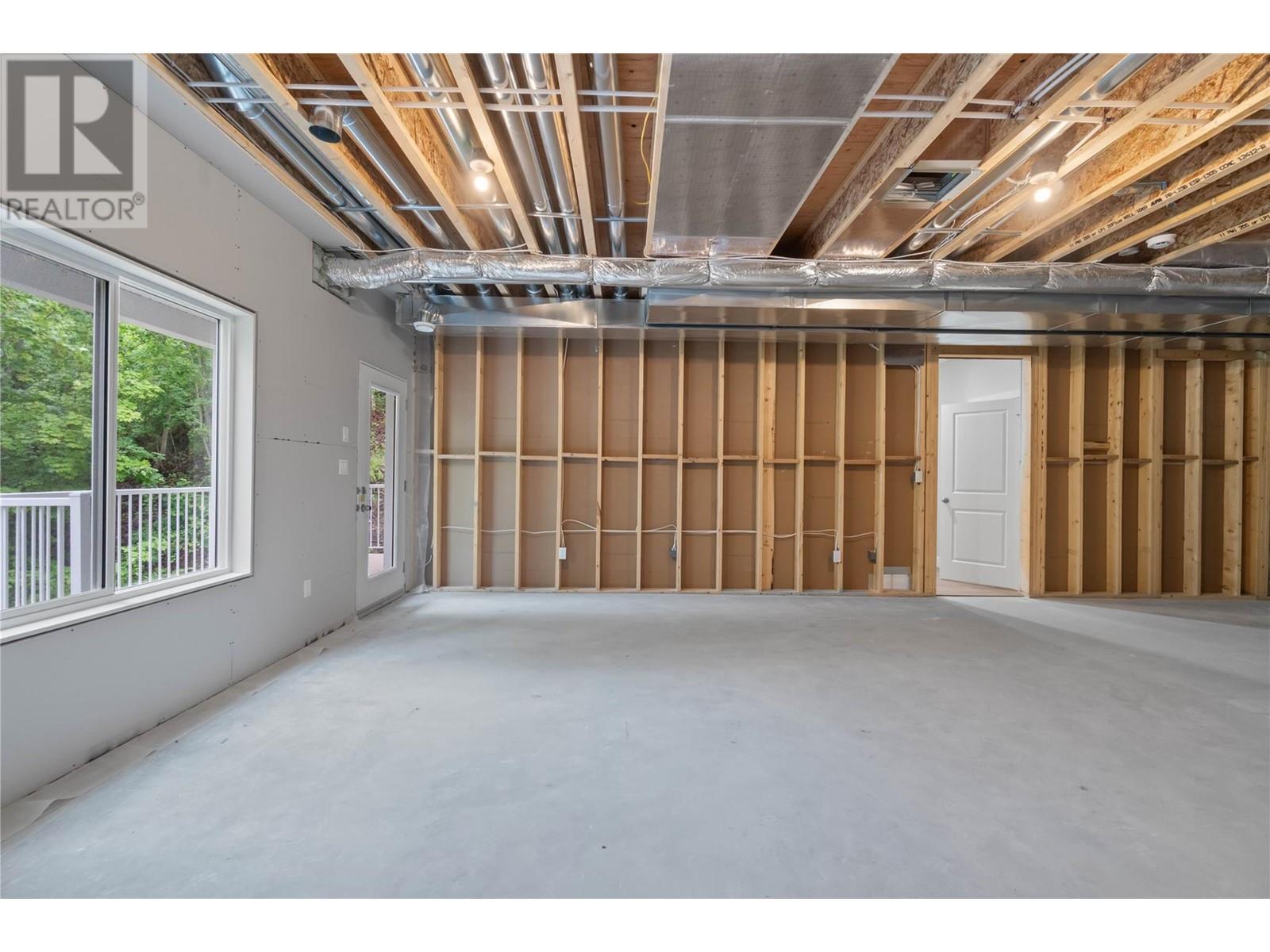 806 Cliff Avenue Unit# 104. Enderby, British Columbia