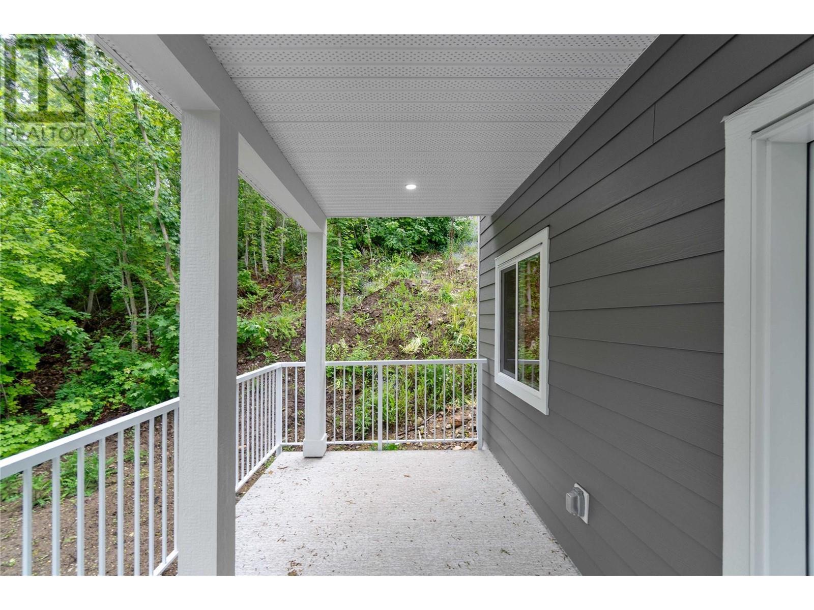 806 Cliff Avenue Unit# 104. Enderby, British Columbia