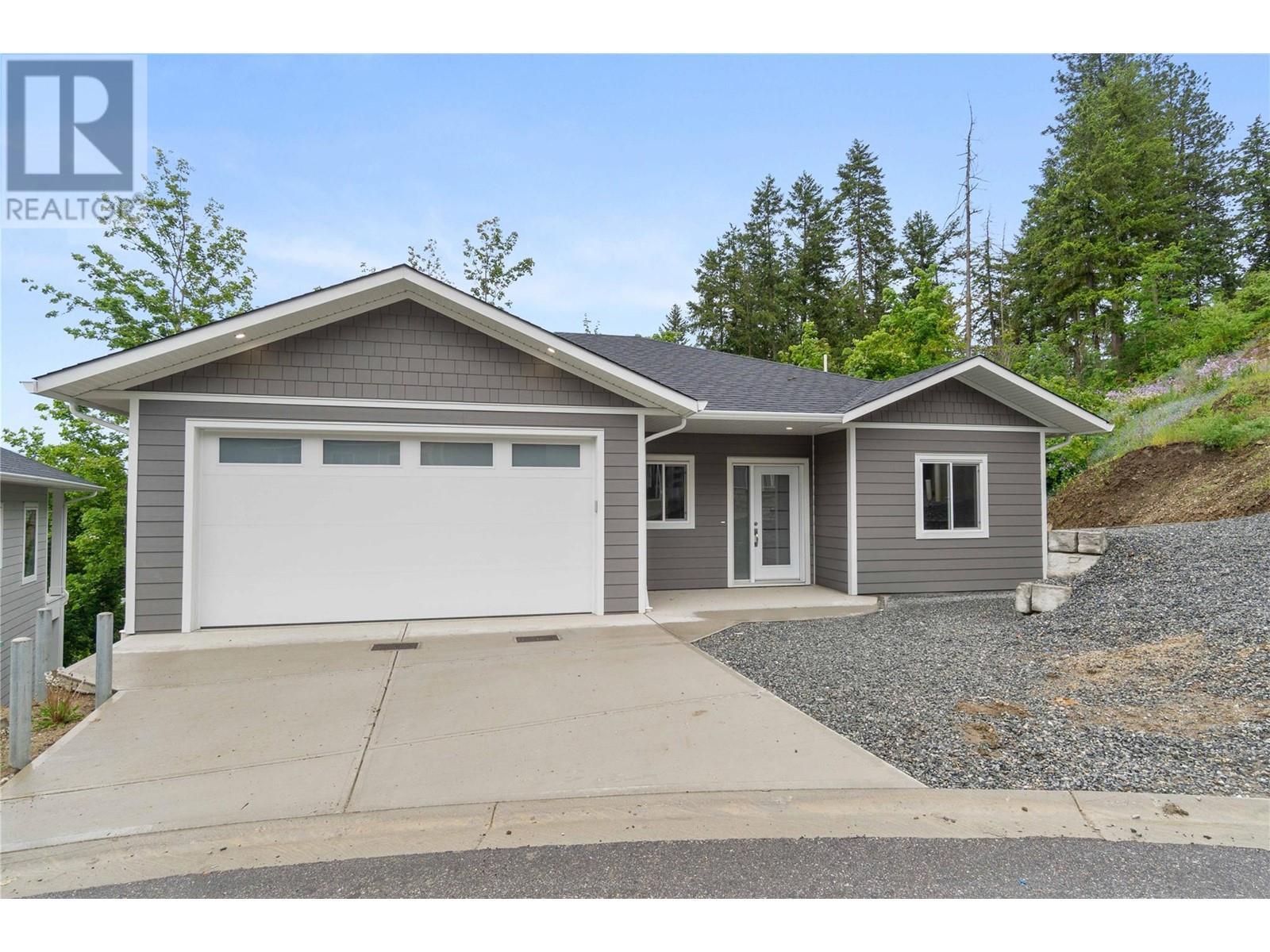 806 Cliff Avenue Unit# 104. Enderby, British Columbia