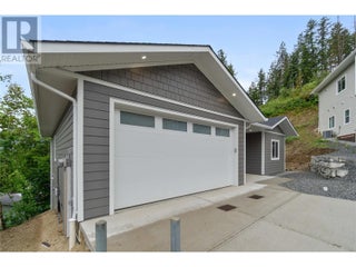 806 Cliff Avenue Unit# 104. Enderby, British Columbia