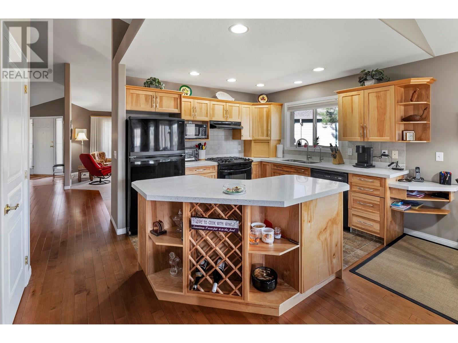 550 Yates Road Unit# 355. Kelowna, British Columbia