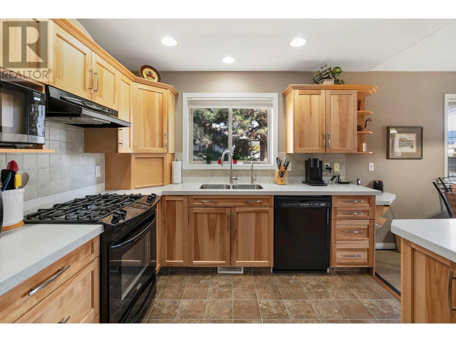 550 Yates Road Unit# 355. Kelowna, British Columbia