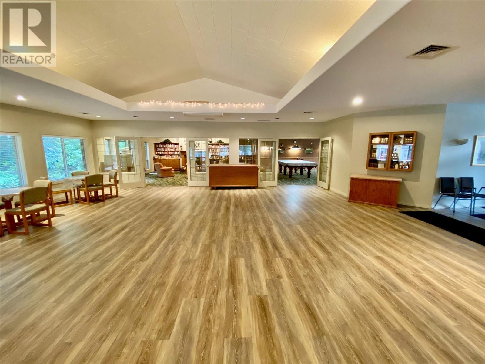 550 Yates Road Unit# 355. Kelowna, British Columbia