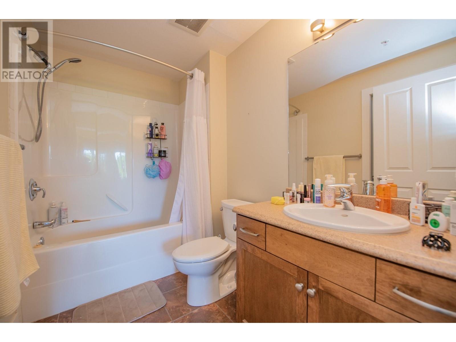 2532 Shoreline Drive Unit# 305. Lake Country, British Columbia