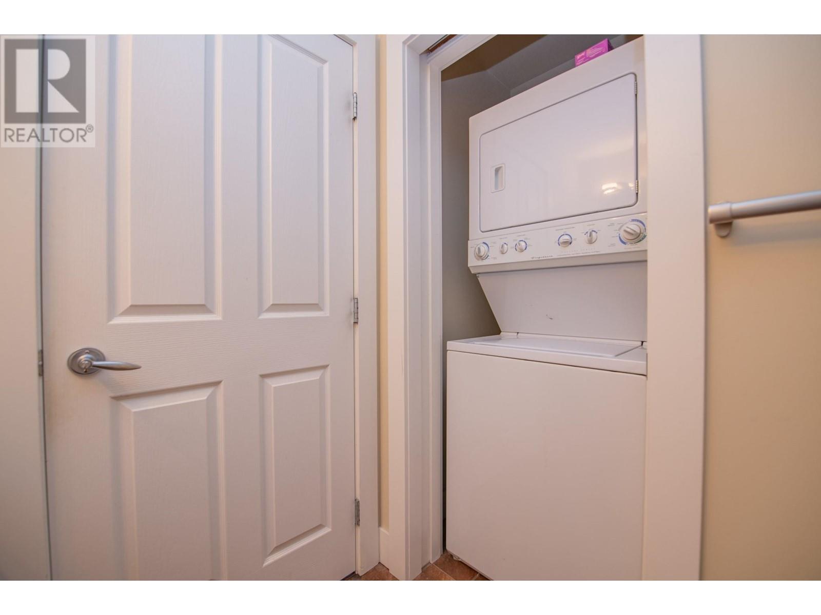 2532 Shoreline Drive Unit# 305. Lake Country, British Columbia