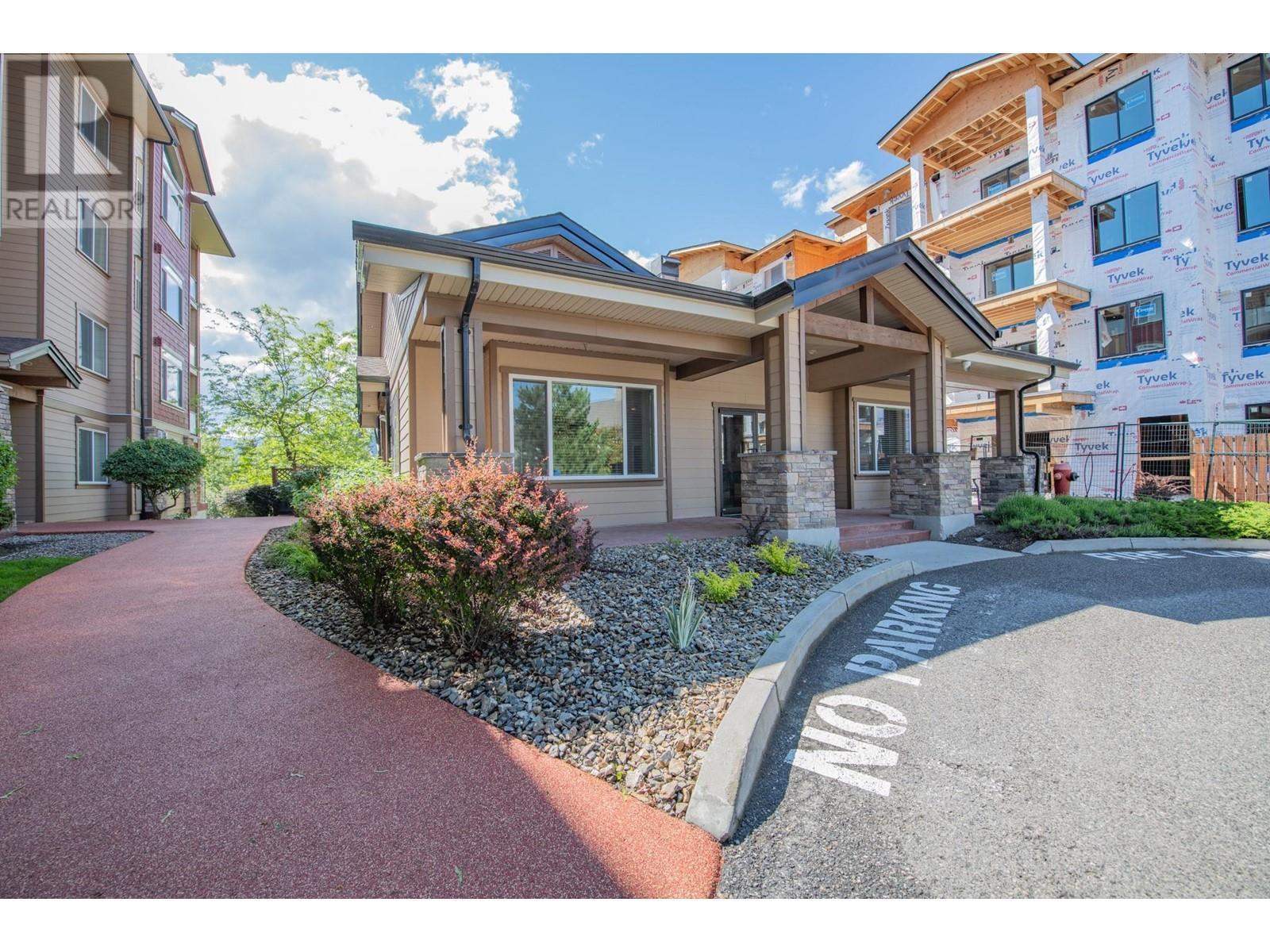 2532 Shoreline Drive Unit# 305. Lake Country, British Columbia