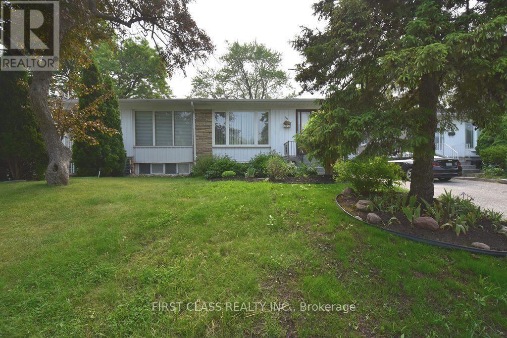 Main - 331 Woodsworth Road, Toronto (st. Andrew-Windfields)